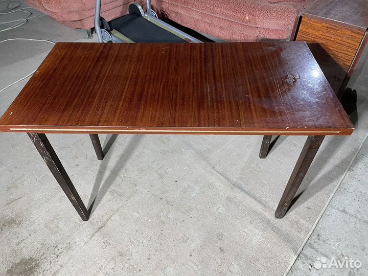 Журнальный стол