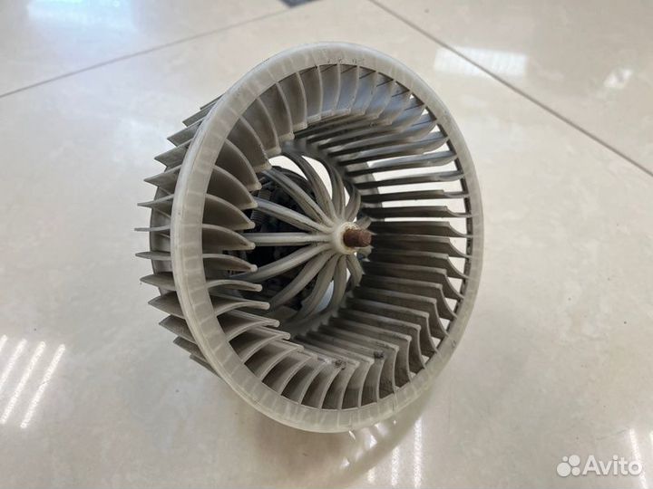 Мотор отопителя Skoda Fabia 5J5 CGP 2012