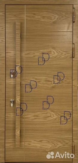 Трехконтурная входная дверь отделка шпон