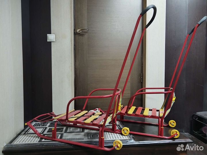 Детские санки с колесами