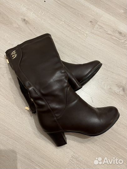 Сапоги женские