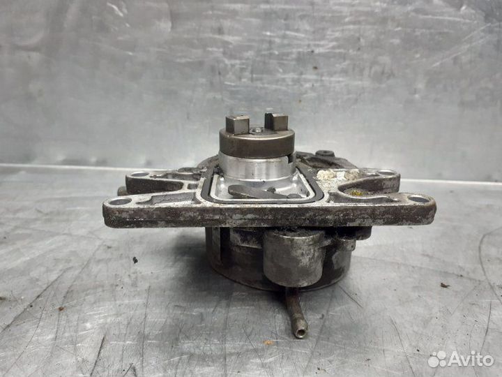 Насос вакуумный Opel Zafira минивэн дизель 1999