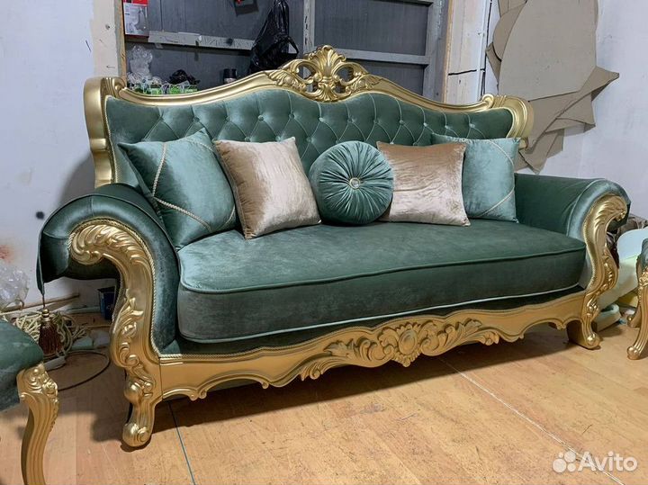 Диван и кресла барокко
