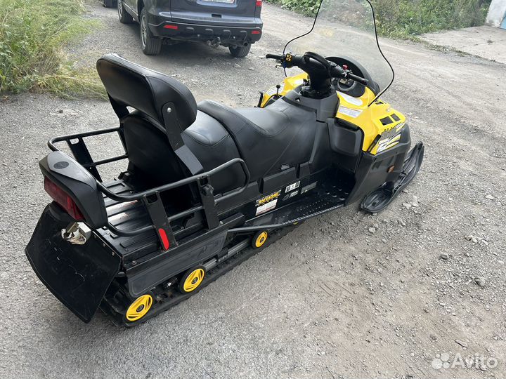 Brp ski-doo skandic 550