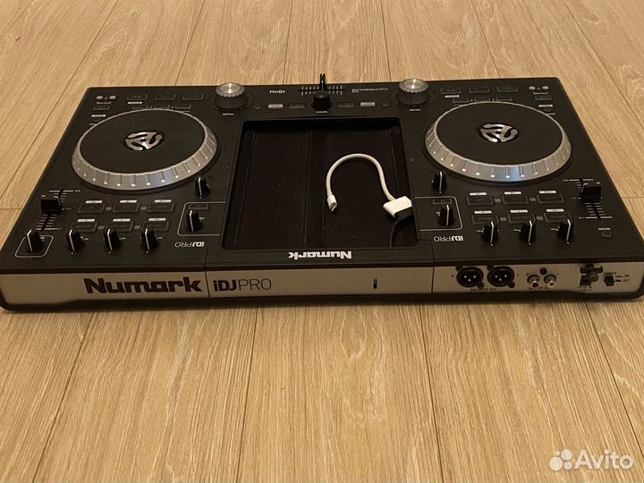 Контроллер numark iDJ pro