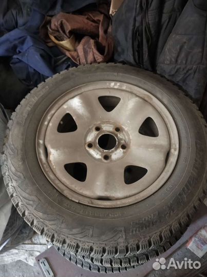 Колëса в сборе на Волгу r15