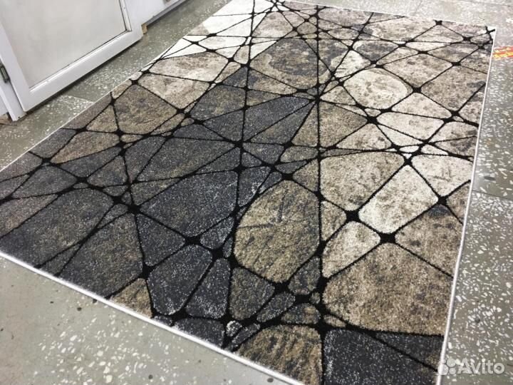 Ковер размером : 1.60х2.30 (№ 31103) новый