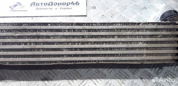 Радиатор интеркуллера Renault Megane 3