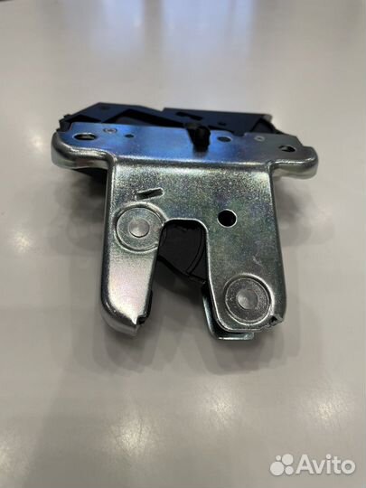 Замок крышки бакажника Audi/Volkswagen