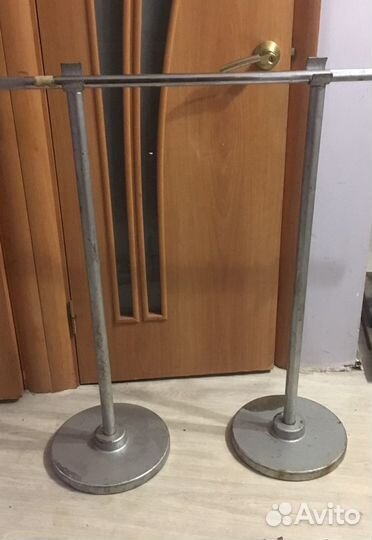 Стойки для штанги