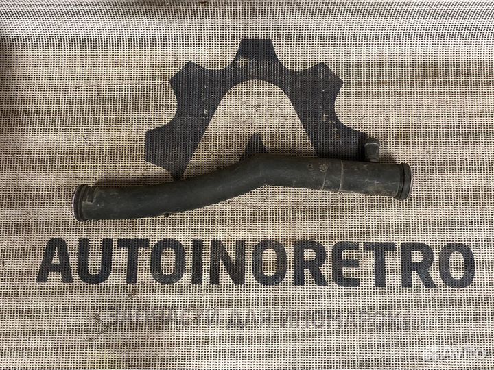 Фланец охлаждения Skoda Rapid 03C121065D