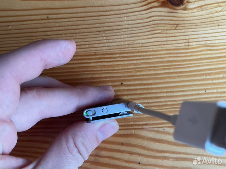 Плеер iPod shuffle состояние идеал