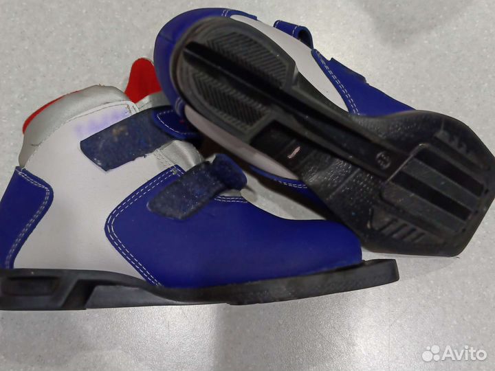 Лыжные ботинки 35 36 размер