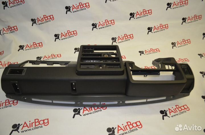 Торпедо панель приборов Nissan Patrol 1996 г