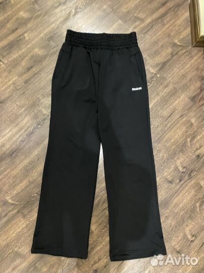 Спортивный костюм женский