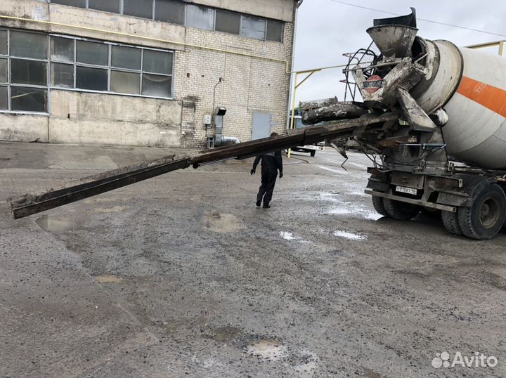 Автобетоносмеситель Volvo F12, 1989