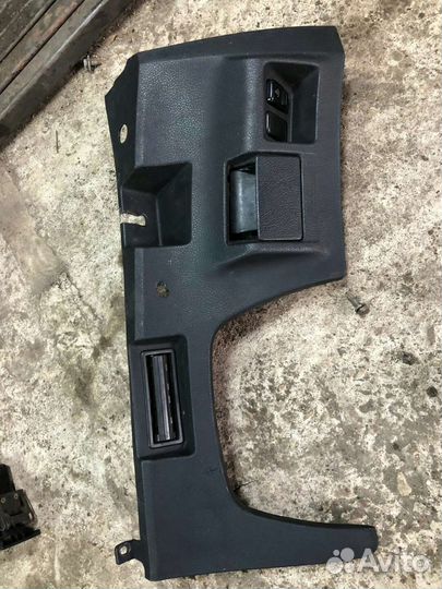 Нижняя накладка приборной панели mazda xedos 6