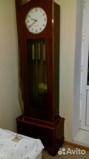 Часы напольные мех. часы Янтарь часовой завод г. О