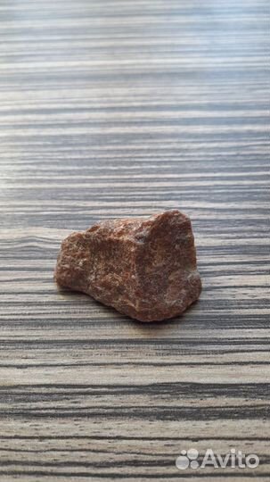 Природный гранит