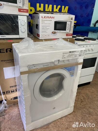 Новые стиральные машина Indesit