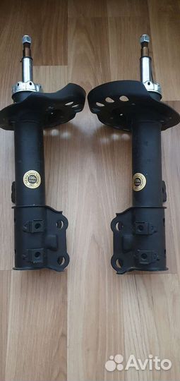 Амортизатор перед прав hyundai: i30 CW (FD)