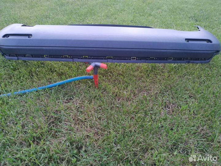 Volkswagen Jetta 2010г. седан