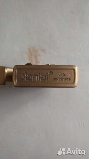 Зажигалка бензиновая