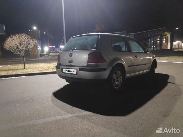 Volkswagen Golf 1.6 МТ, 2001, 465 000 км