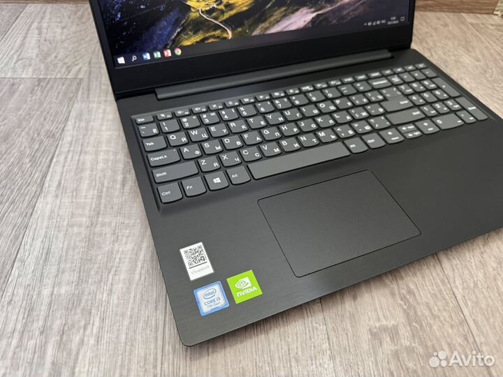 Lenovo S145 (Core i3-7020U/Nvidia мх110/DDR4 12Gb)