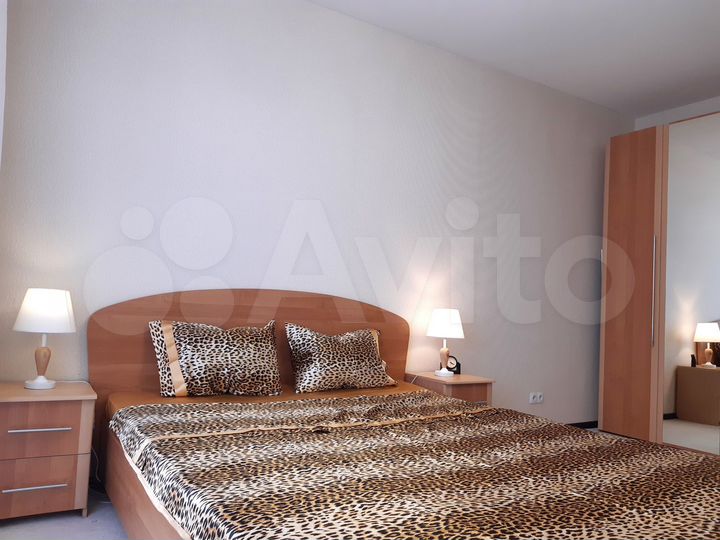 2-к. квартира, 64 м², 14/17 эт.