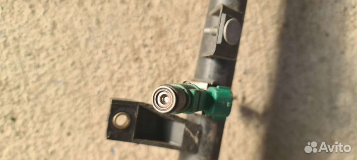 Форсунка peugeot 206 пежо 206