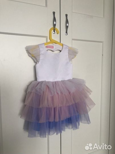 Нарядное платье