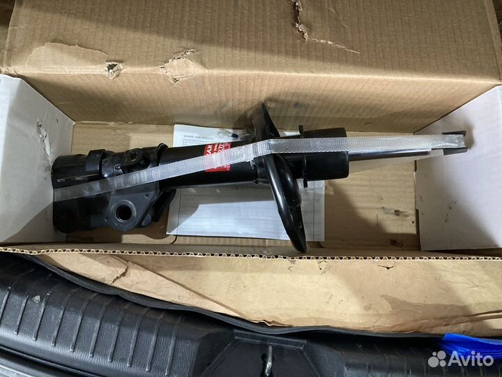 Амортизатор KYB на mazda 6 gj