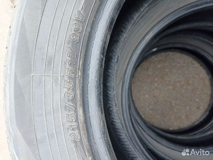 Yokohama BluEarth AE50 SUV 215/65 R17 99V