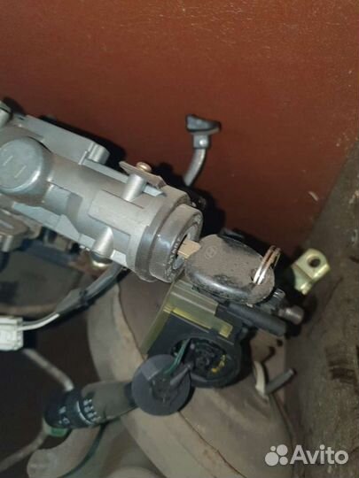 Замок зажигания на хундай гетц 2008г