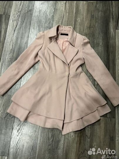Пальто листай