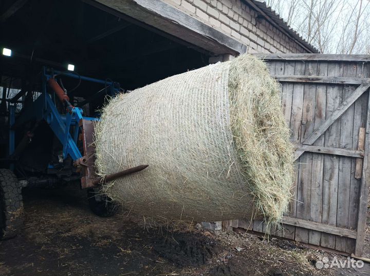 Продам сено в тюках