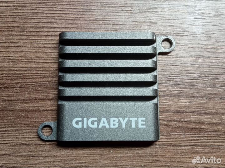 Радиаторы для пк и батарейка для мат платы