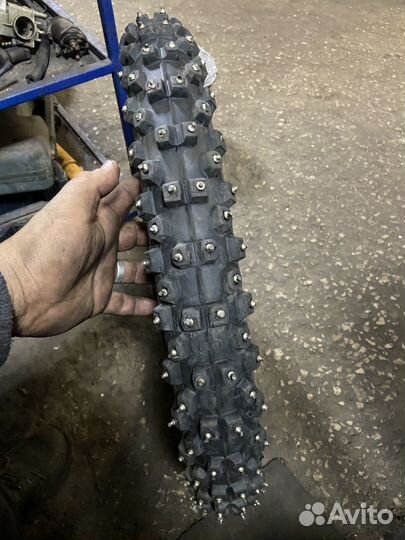 Шипованая резина Эндуро 21 18