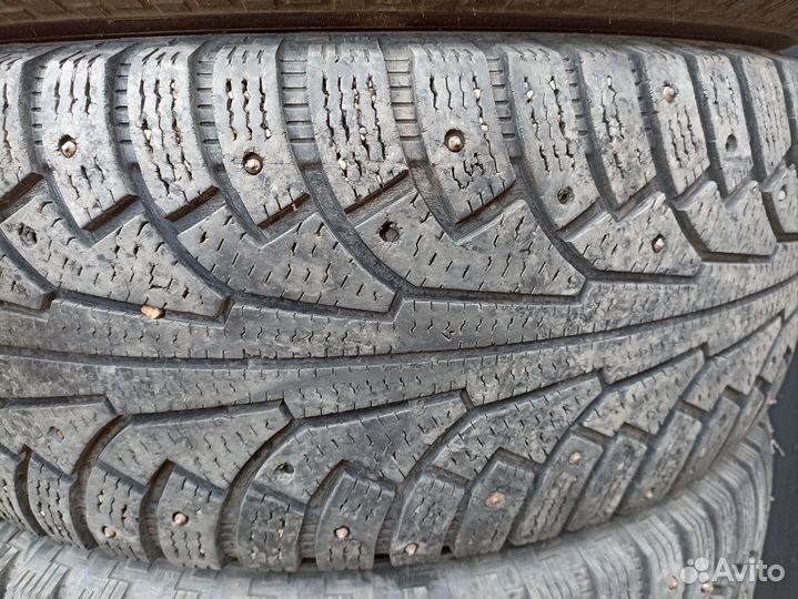 Nokian Tyres Hakkapeliitta 5 265/70 R16