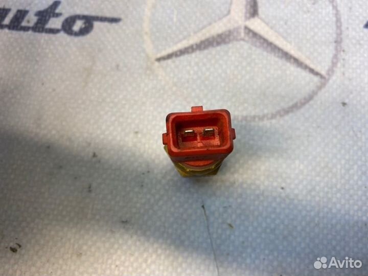 Датчик температуры двигателя Bmw 530I E39 LCI