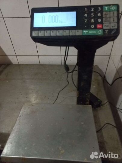 Весы электронные с этикеткой