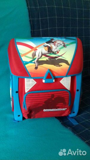 Рюкзак. Ранец. Школьный портфель