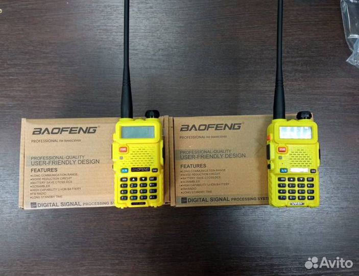 Комплект Раций Baofeng UV-5R желтые