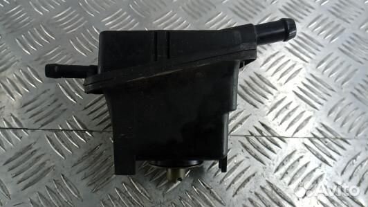 Бачок гу volkswagen golf 4 (8BL18NO01)