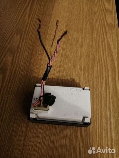 Часы автомобильные