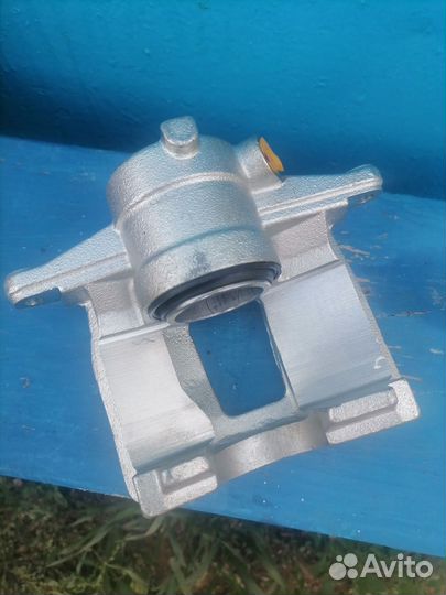 Суппорт задний