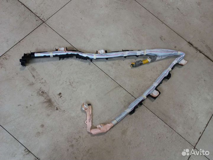 Шторка безопасности левая Toyota Auris E 180 2013