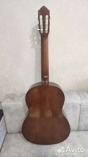 Классическая гитара Yamaha C40