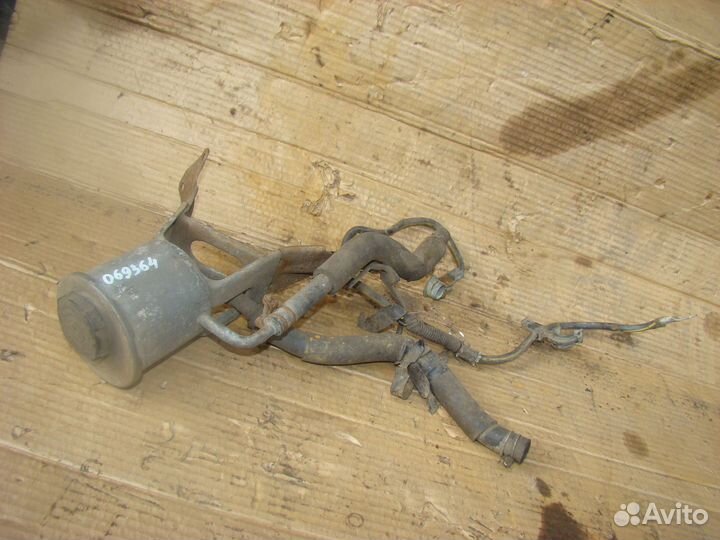 Бачок гур Nissan terrano 1 94г